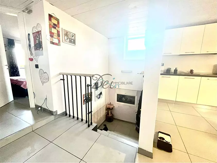 Immagine 12 di Porzione di casa in vendita  in Via della lama  a Capannori