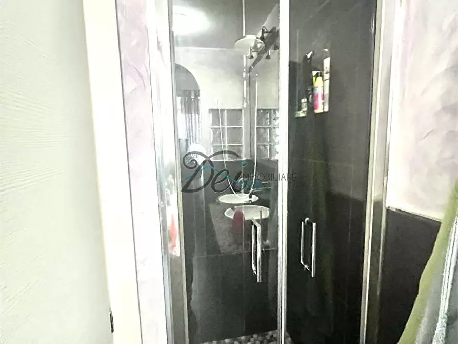 Immagine 38 di Porzione di casa in vendita  in Via della lama  a Capannori