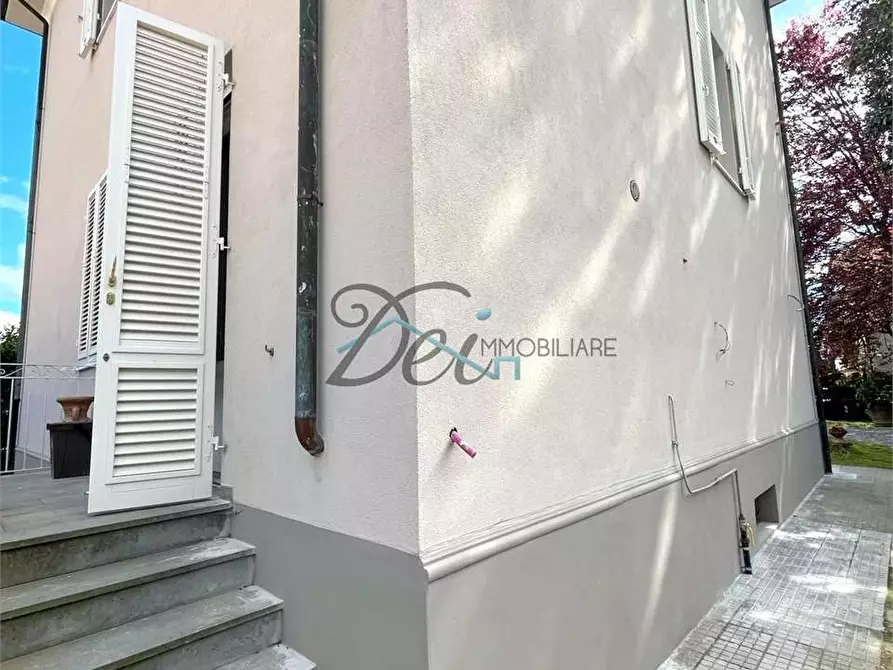 Immagine 53 di Villa in vendita  in Via delle ville prima a Lucca