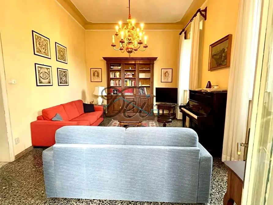 Immagine 17 di Villa in vendita  in Via delle ville prima a Lucca