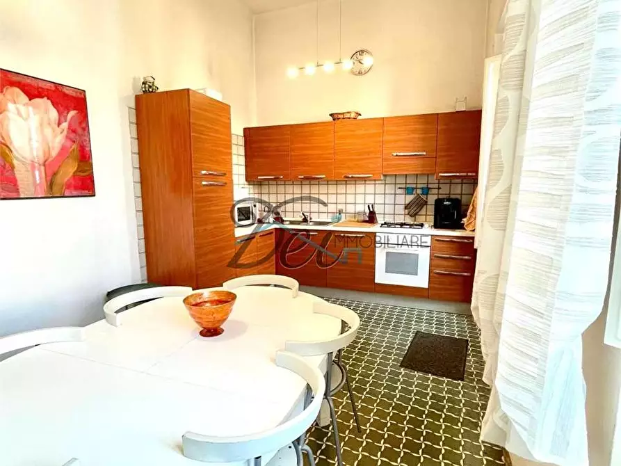 Immagine 18 di Villa in vendita  in Via delle ville prima a Lucca