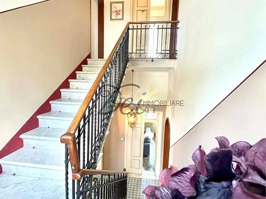 Immagine 26 di Villa in vendita  in Via delle ville prima a Lucca