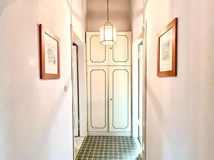 Immagine 29 di Villa in vendita  in Via delle ville prima a Lucca