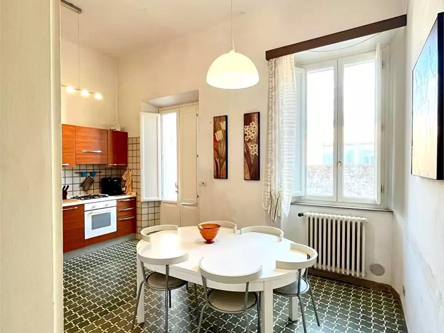 Immagine 19 di Villa in vendita  in Via delle ville prima a Lucca