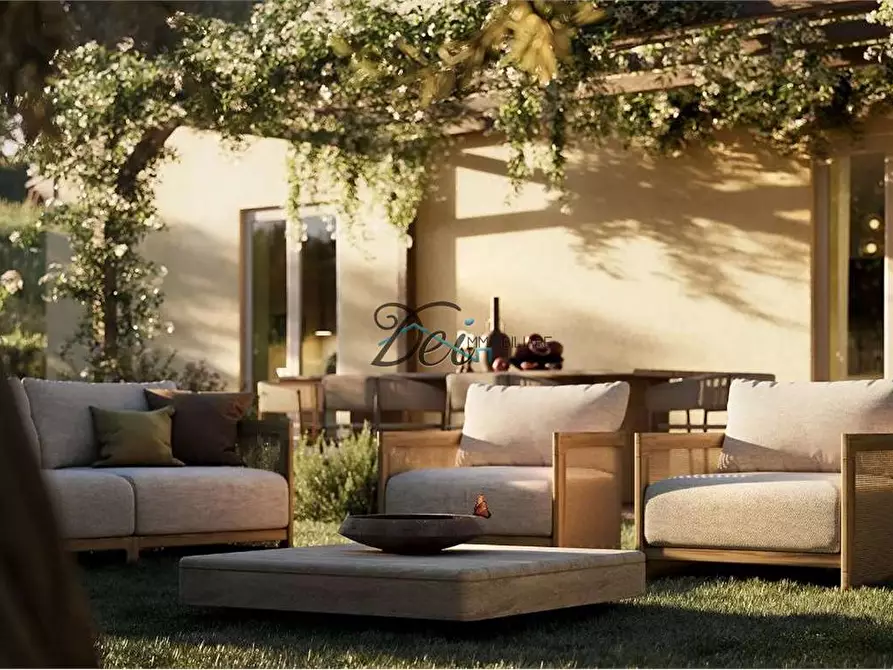 Immagine 5 di Villa in vendita  in Via Roma 1 a Montecarlo