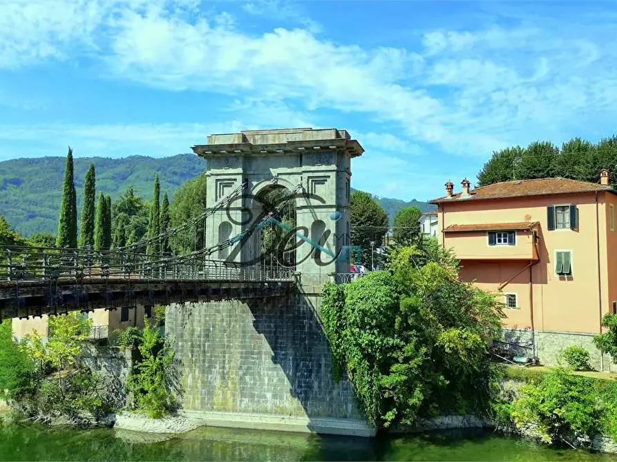 Immagine 1 di Villa in vendita  in Via Lima-Fornoli 69 a Bagni Di Lucca