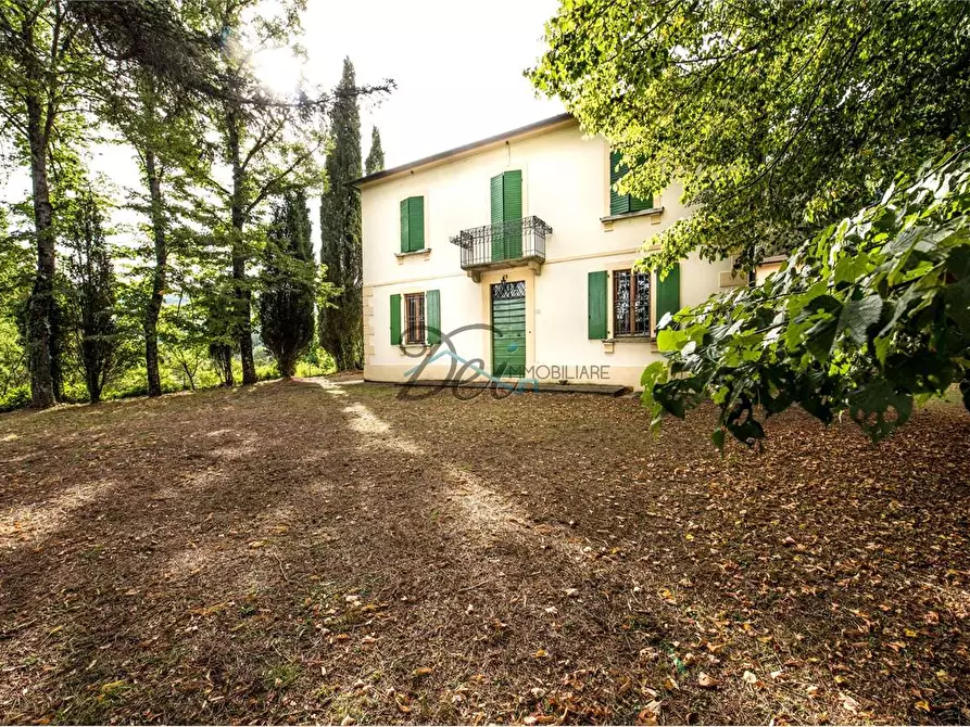 Immagine 4 di Villa in vendita  in località gragnone  4 a Arezzo