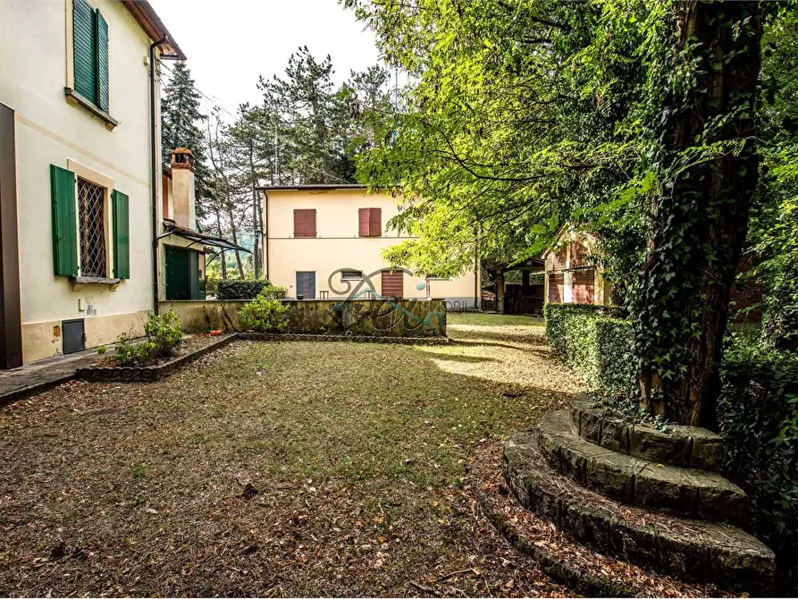 Immagine 8 di Villa in vendita  in località gragnone  4 a Arezzo