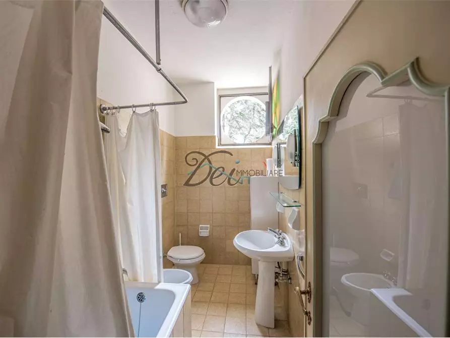 Immagine 35 di Villa in vendita  in località gragnone  4 a Arezzo