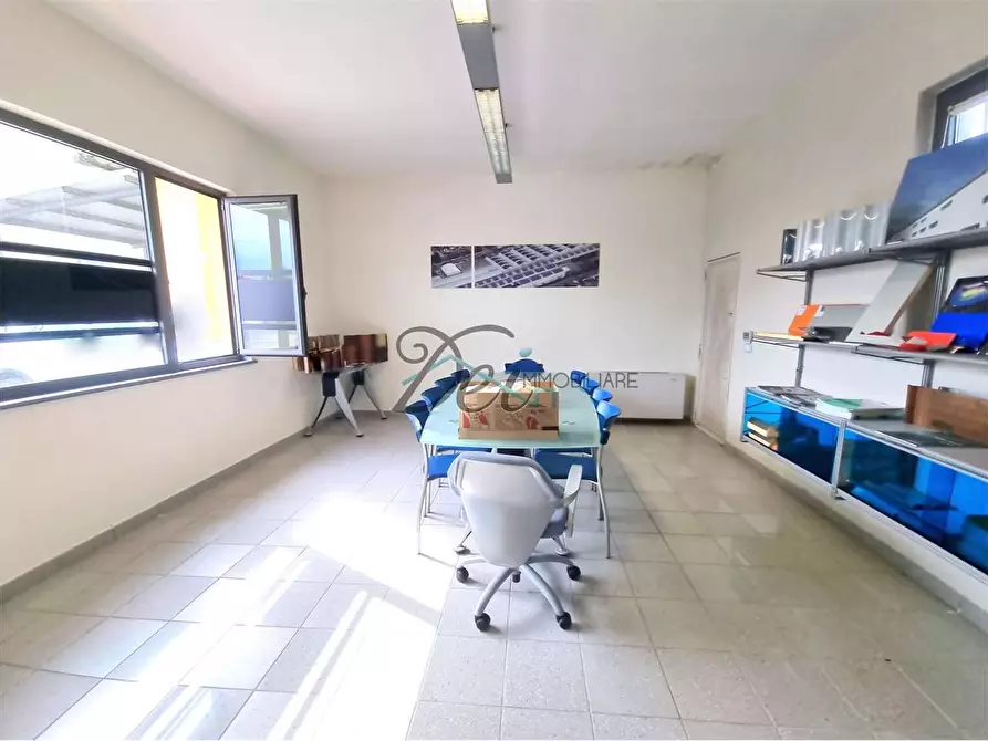 Immagine 5 di Ufficio in vendita  in Via Lombarda  197 a Capannori