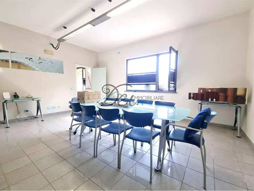 Immagine 6 di Ufficio in vendita  in Via Lombarda  197 a Capannori