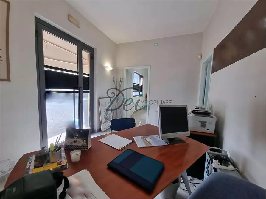 Immagine 10 di Ufficio in vendita  in Via Lombarda  197 a Capannori