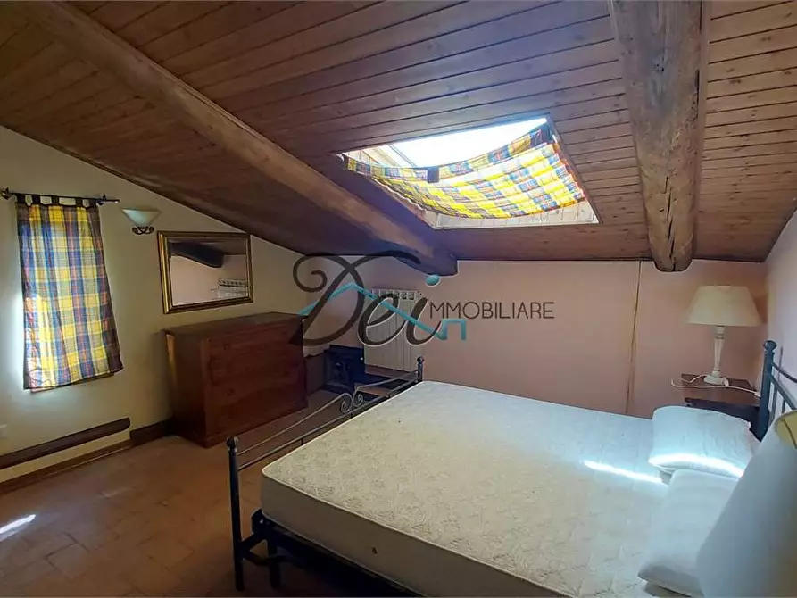 Immagine 21 di Appartamento in vendita  a Borgo A Mozzano