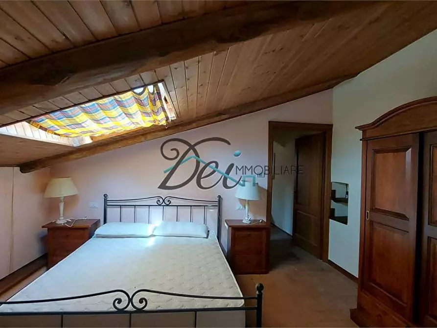 Immagine 22 di Appartamento in vendita  a Borgo A Mozzano