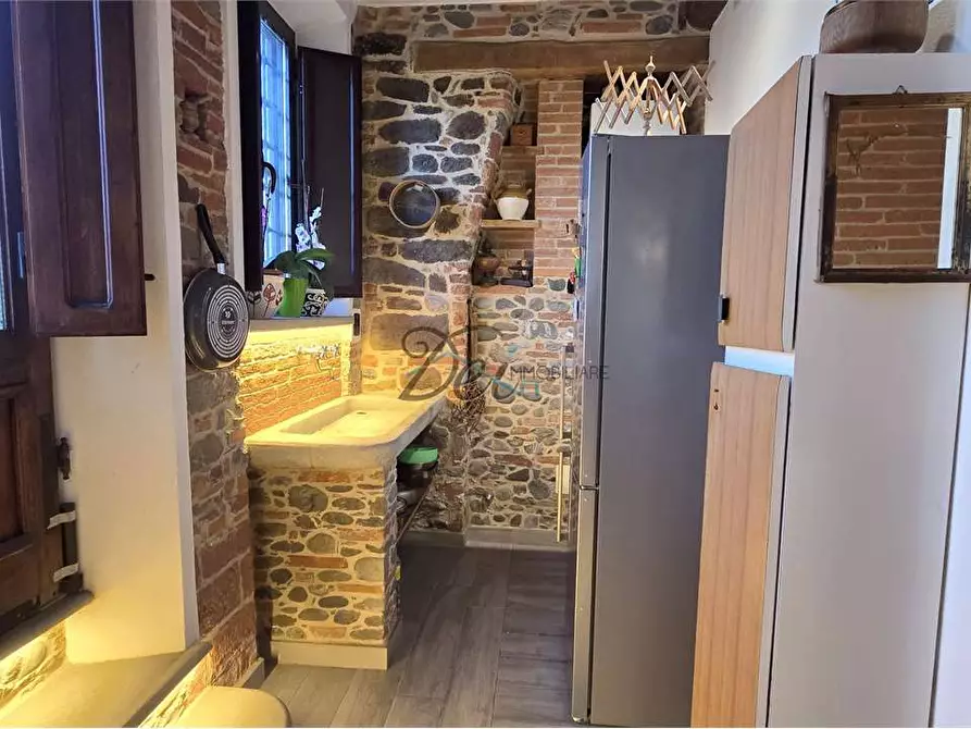 Immagine 19 di Porzione di casa in vendita  in Via Lombarda 199 a Capannori