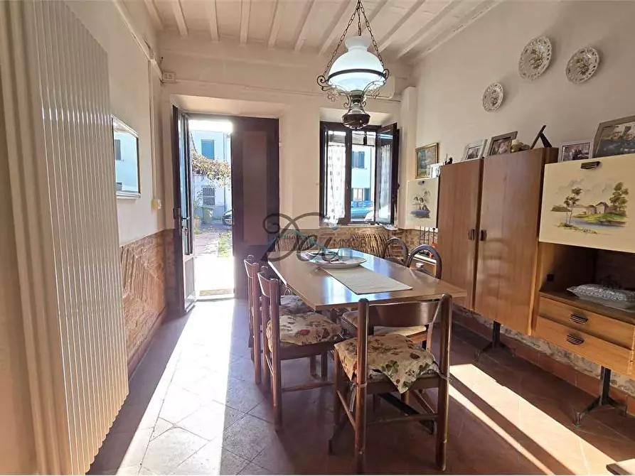 Immagine 9 di Porzione di casa in vendita  in Via Lombarda 199 a Capannori