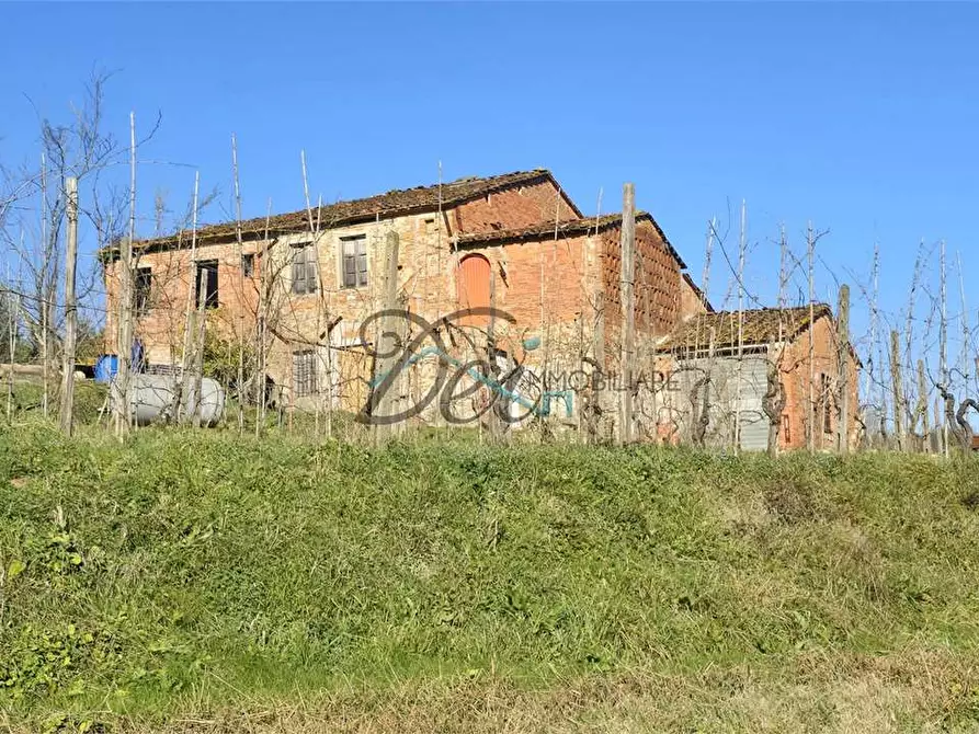 Immagine 6 di Rustico / casale in vendita  in Via di Montecarlo 3 a Montecarlo