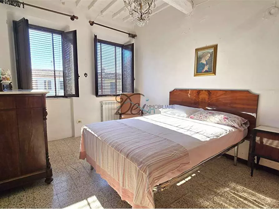 Immagine 24 di Porzione di casa in vendita  in Via Lombarda 199 a Capannori