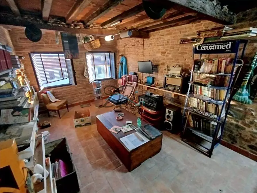 Immagine 35 di Porzione di casa in vendita  in Via Lombarda 199 a Capannori