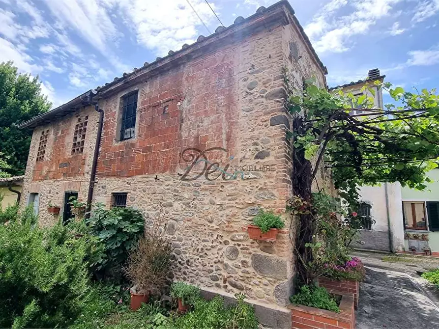 Immagine 37 di Porzione di casa in vendita  in Via Lombarda 199 a Capannori