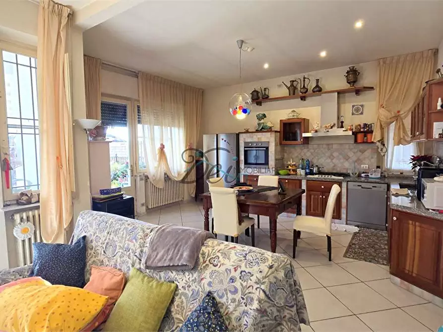 Immagine 17 di Casa bifamiliare in vendita  in Via di piaggiori 213 a Capannori