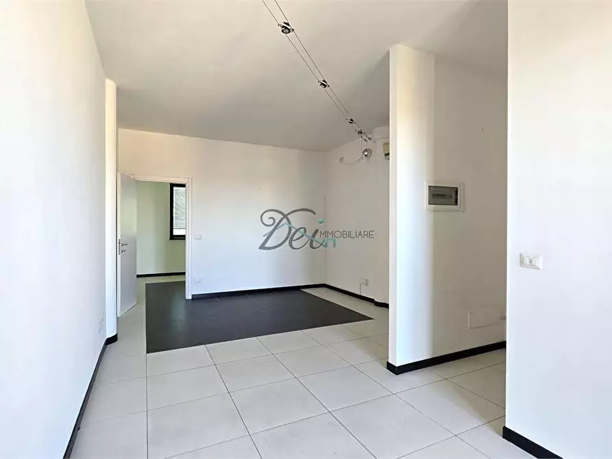 Immagine 12 di Ufficio in affitto  in Via Pesciatina  21 a Capannori