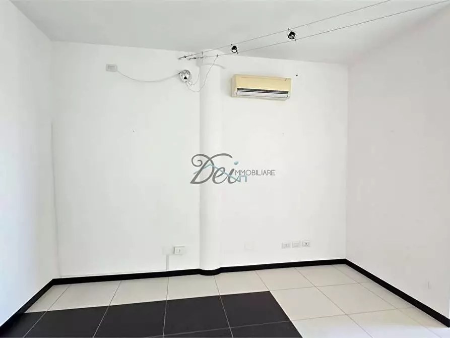 Immagine 5 di Ufficio in affitto  in Via Pesciatina  21 a Capannori