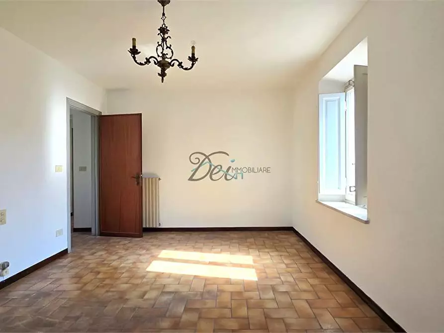 Immagine 20 di Casa bifamiliare in vendita  in Via dell'isola a Capannori