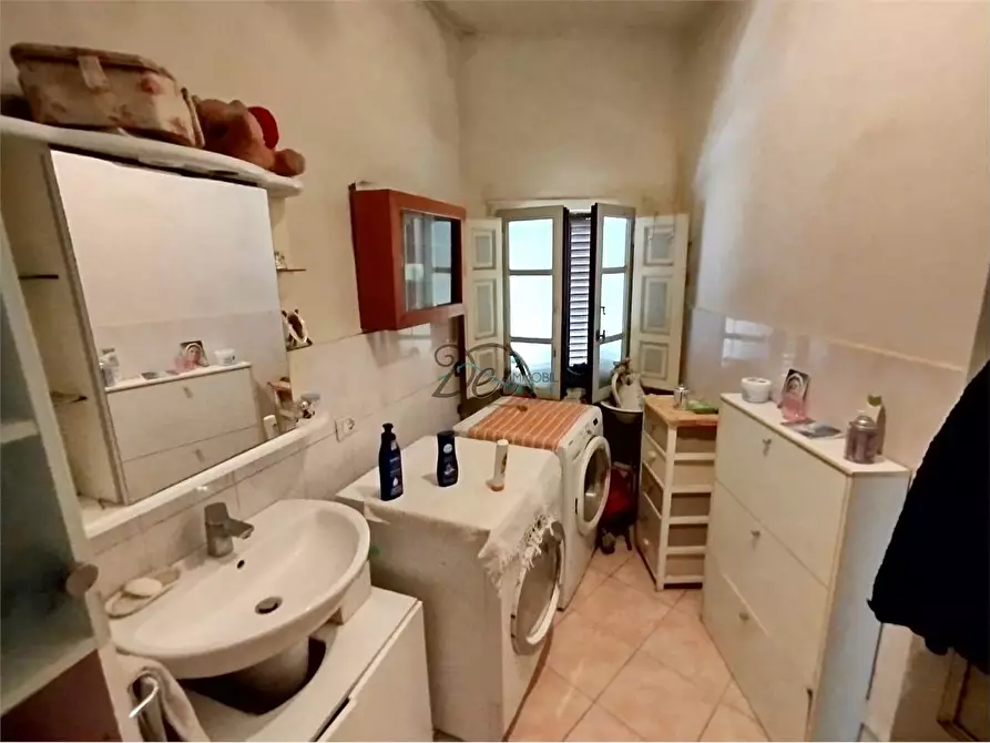 Immagine 36 di Rustico / casale in vendita  in via di tappo a Altopascio