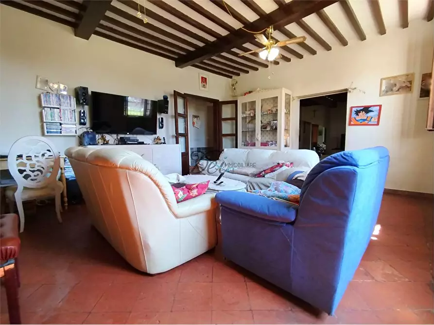 Immagine 9 di Rustico / casale in vendita  in via di tappo a Altopascio