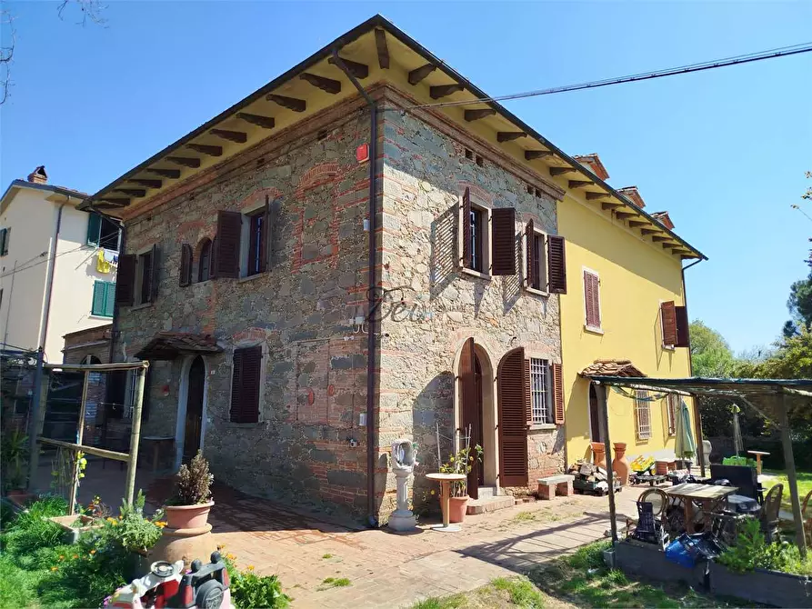 Immagine 49 di Rustico / casale in vendita  in via di tappo a Altopascio