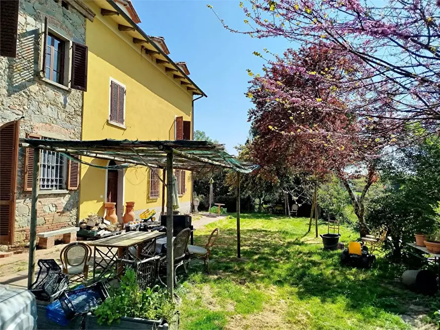 Immagine 3 di Rustico / casale in vendita  in via di tappo a Altopascio