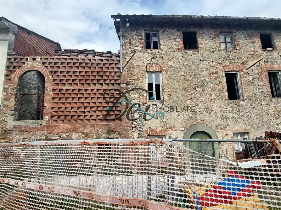 Immagine 3 di Porzione di casa in vendita  in VIa del Ponte a Lucca