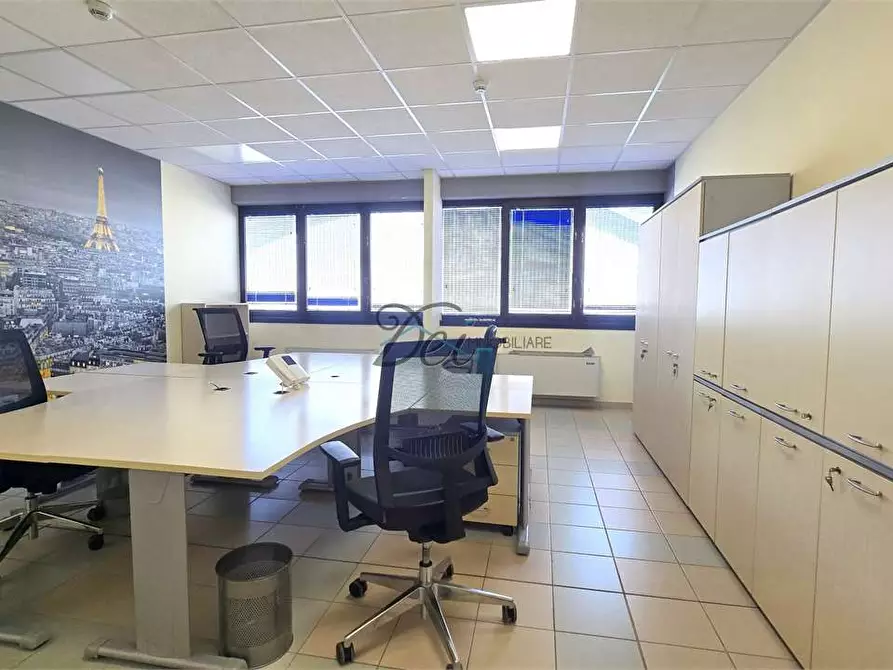 Immagine 16 di Ufficio in affitto  in Via Vecchi pardini a Lucca