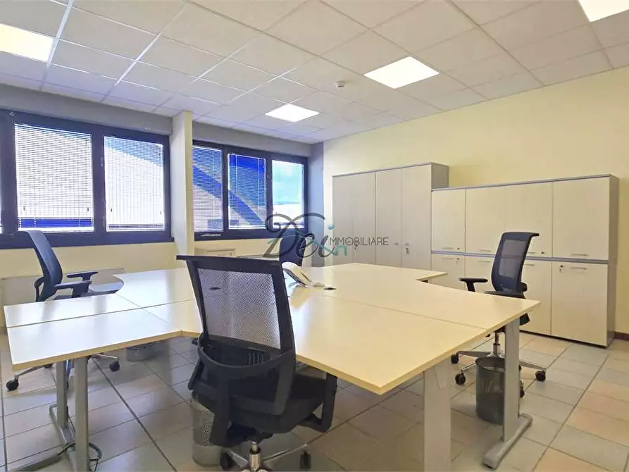 Immagine 22 di Ufficio in affitto  in Via Vecchi pardini a Lucca