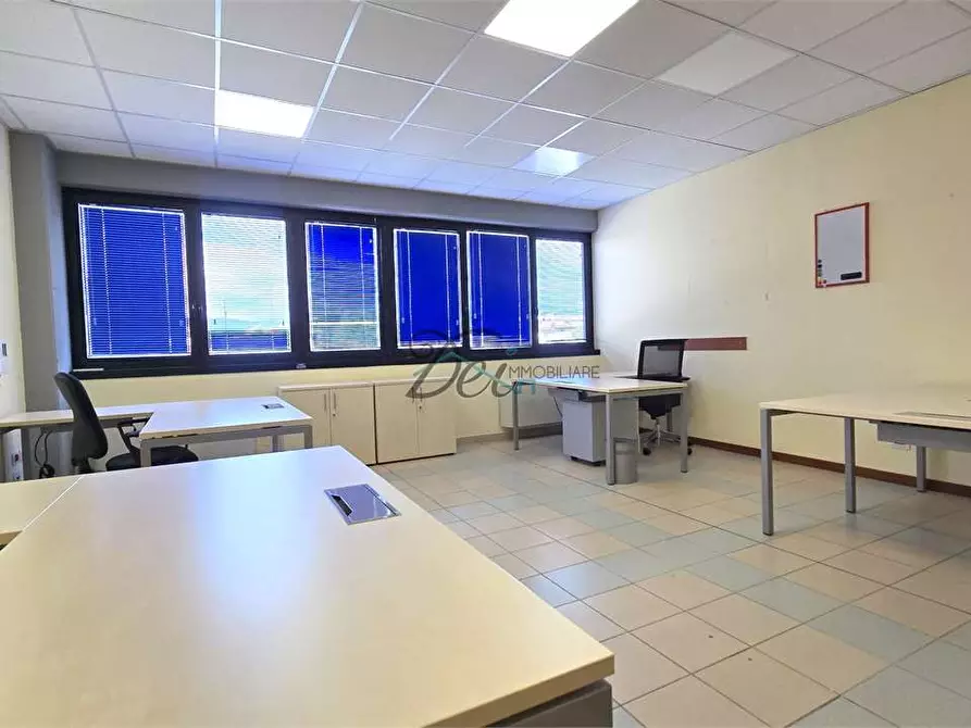 Immagine 24 di Ufficio in affitto  in Via Vecchi pardini a Lucca