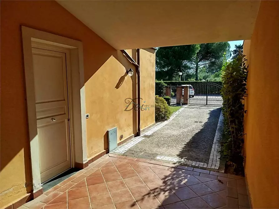 Immagine 41 di Casa bifamiliare in vendita  in Via dei coselli a Capannori