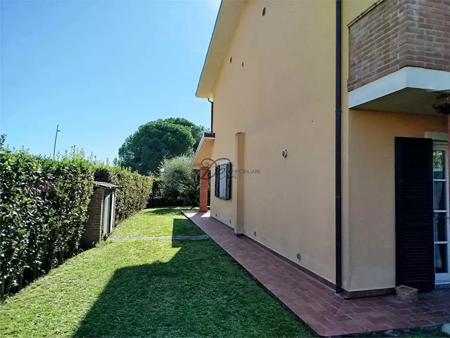 Immagine 36 di Casa bifamiliare in vendita  in Via dei coselli a Capannori