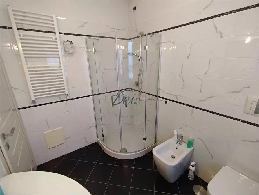 Immagine 31 di Casa bifamiliare in vendita  in Via dei coselli a Capannori