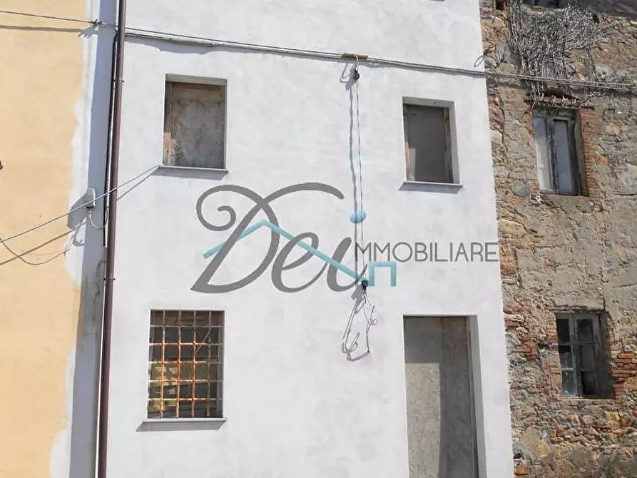 Immagine 1 di Porzione di casa in vendita  in Via castel durante 8 a Capannori