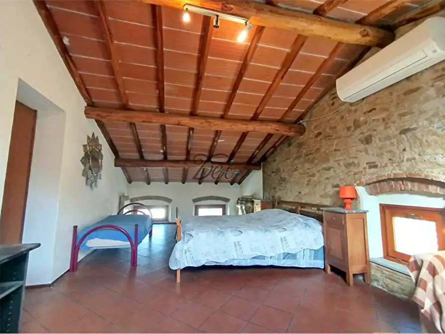 Immagine 37 di Rustico / casale in vendita  in Via di corte bertolucci a Capannori