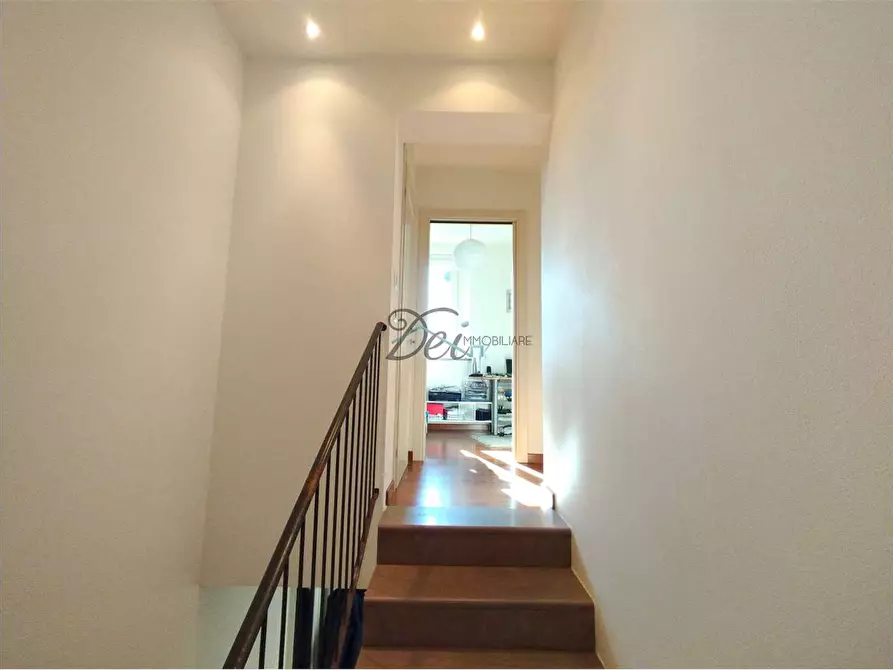 Immagine 19 di Casa bifamiliare in vendita  in via don aldo mei a Capannori