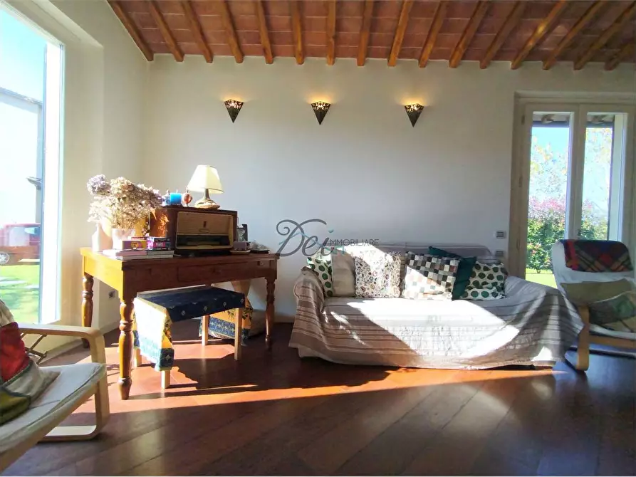 Immagine 13 di Casa bifamiliare in vendita  in via don aldo mei a Capannori