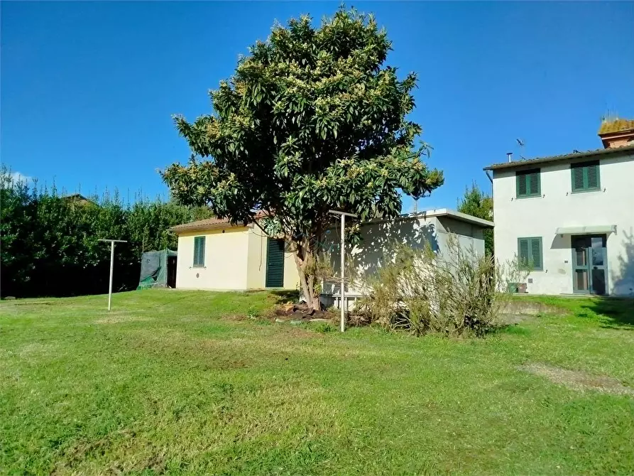 Immagine 5 di Casa indipendente in vendita  in via dell'immagine farnocchia a Capannori