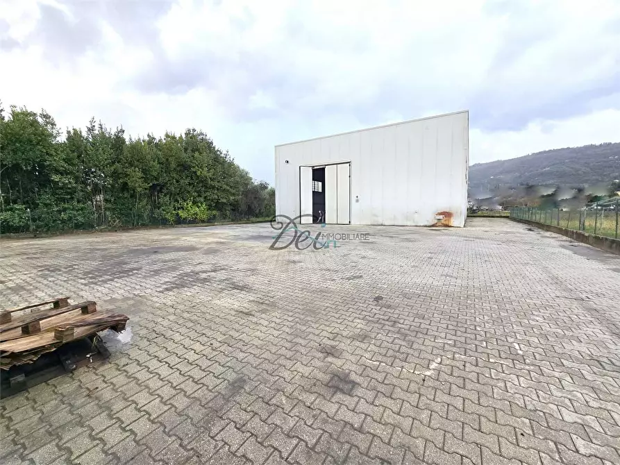 Immagine 2 di Capannone industriale in vendita  in via dei cerbaioli a Uzzano