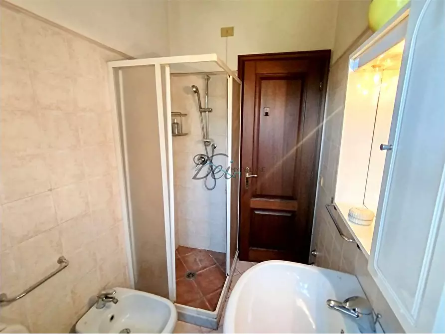 Immagine 25 di Casa indipendente in vendita  in via dell'immagine farnocchia a Capannori