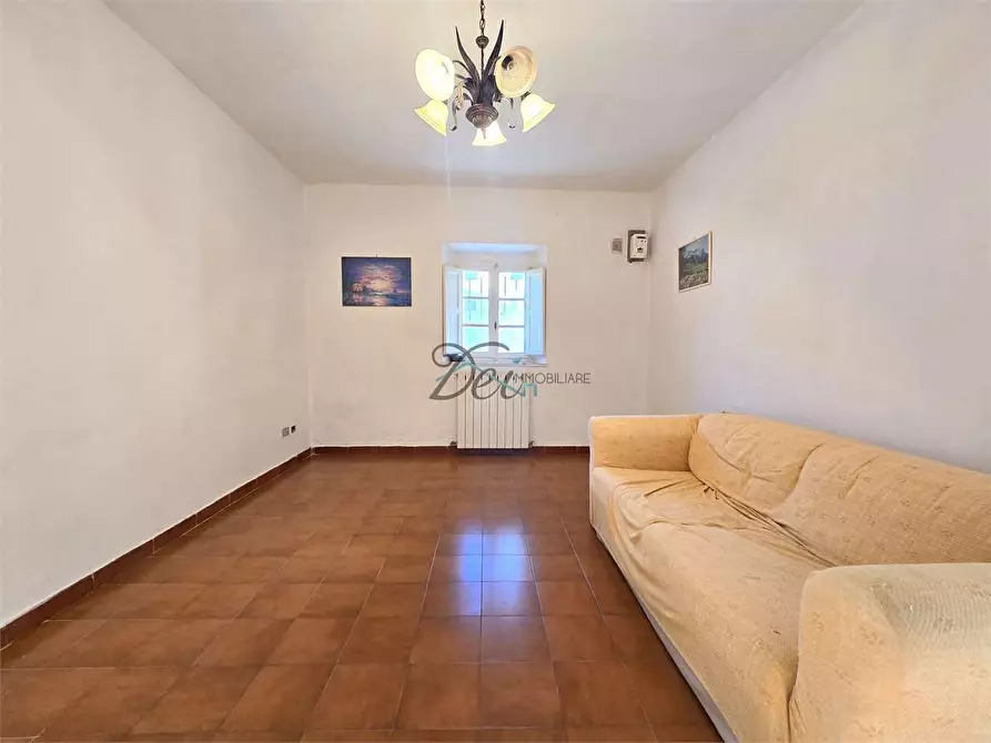 Immagine 5 di Porzione di casa in vendita  in Via dei bacci a Lucca