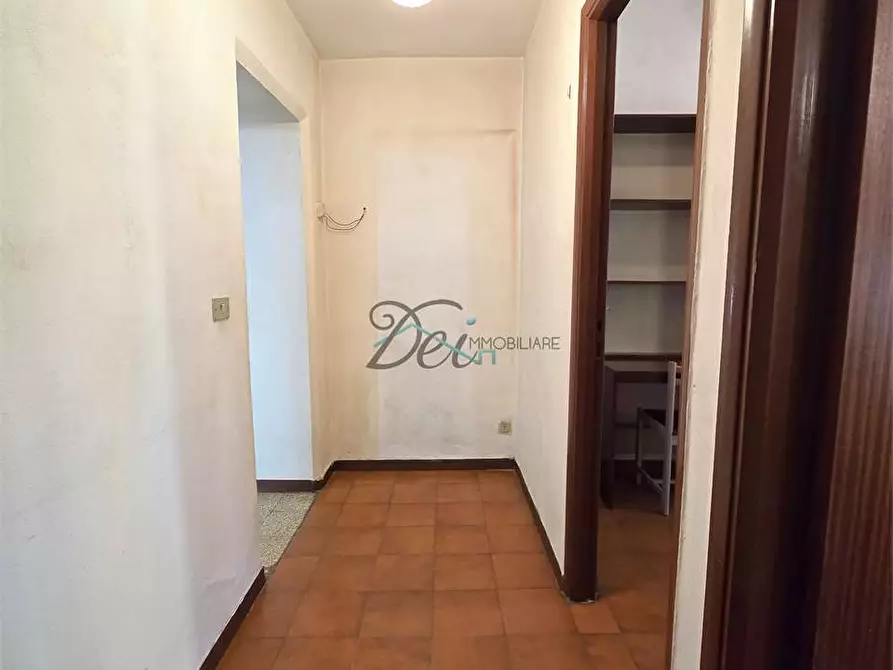 Immagine 17 di Porzione di casa in vendita  in Via dei bacci a Lucca