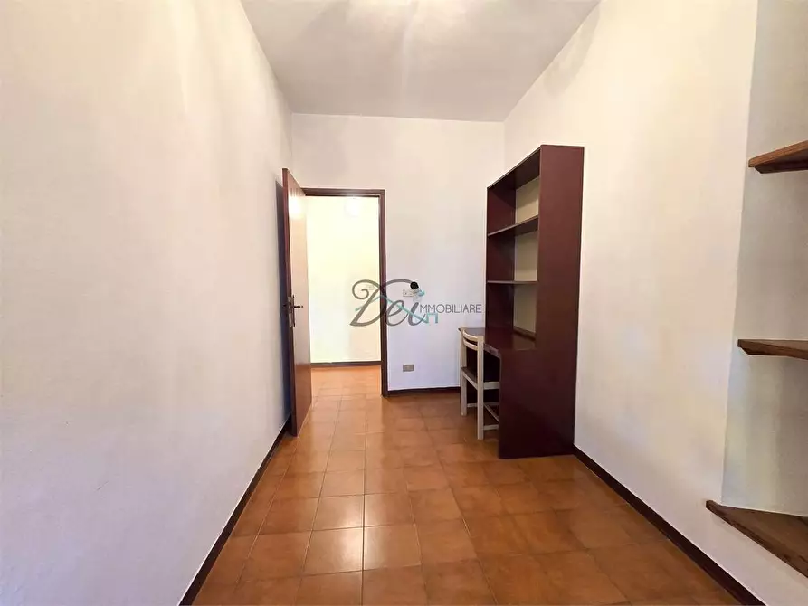 Immagine 18 di Porzione di casa in vendita  in Via dei bacci a Lucca
