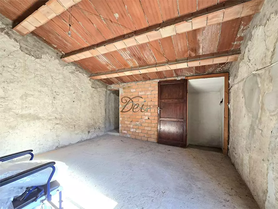 Immagine 23 di Porzione di casa in vendita  in Via dei bacci a Lucca